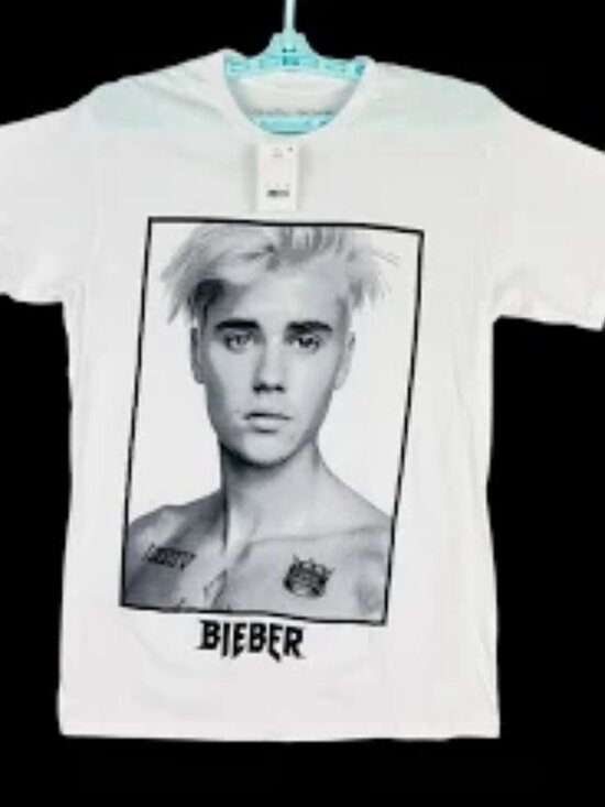 Tops - Justin Bieber Graphic T-Shirt Women’s Medium White Cotton Tee NWT Classic Style